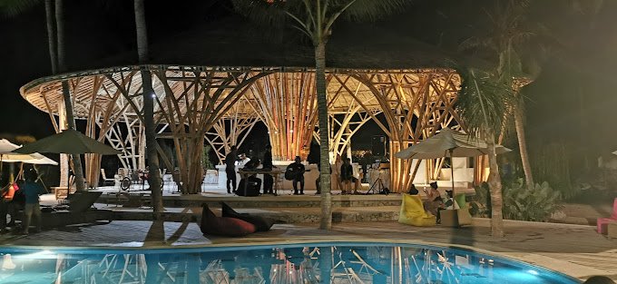 where to party in nusa penida